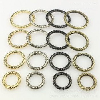 Кольцо-карабин разъемное 20-38 мм Веревка