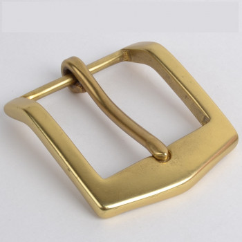 Пряжка 39 мм латунная L18