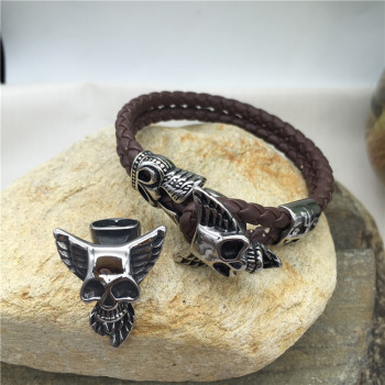 Концевик на два шнура 10х5 мм Череп с крыльями Сталь 