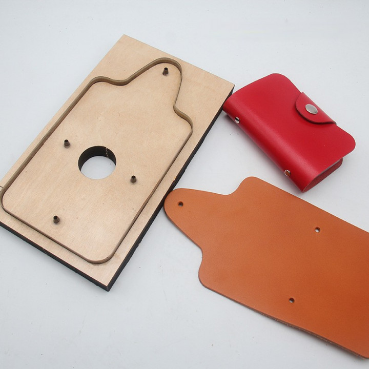 Штанцформы (вырубные штампы) Обложка на кнопке