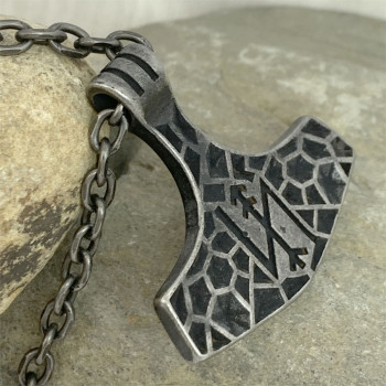 Подвеска декоративная Топор Викингов