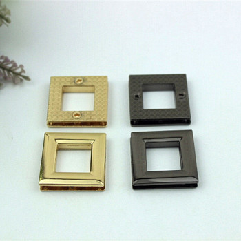 Люверсы Квадратный с двумя винтами 16 мм 