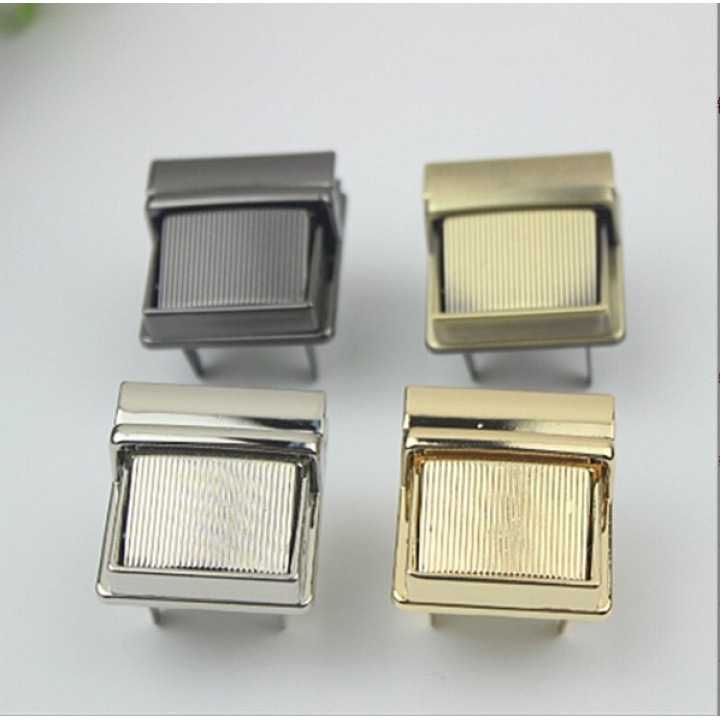 Застежка портфельная 30 мм Рифленая