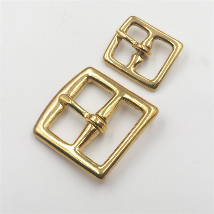 Пряжка 20-33 мм для путлищ Латунь