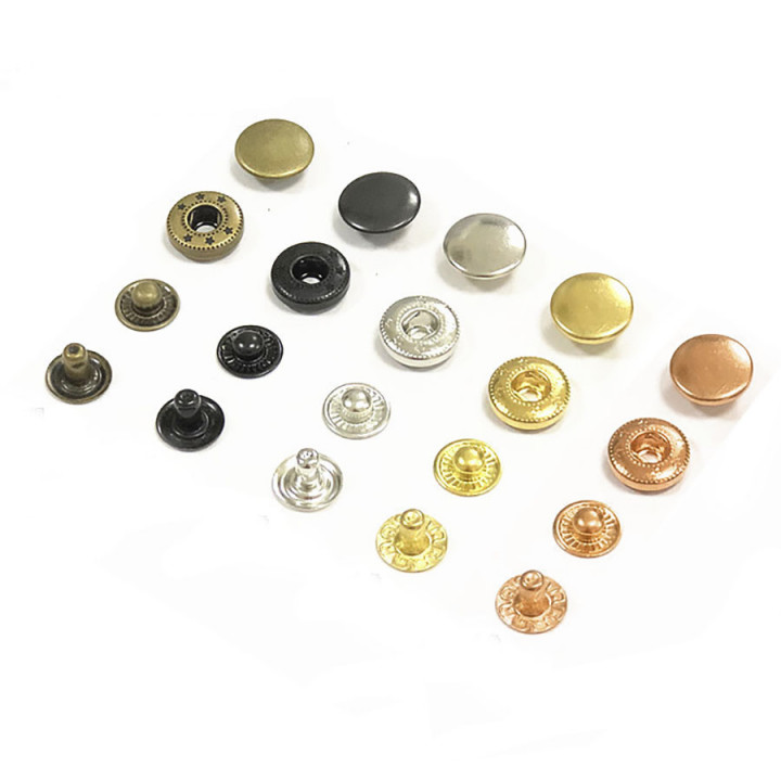 Кнопки пробивные 13 мм №633 латунь
