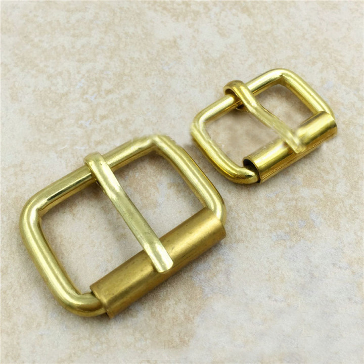 Пряжка 20-38 мм латунная с роликом Z001