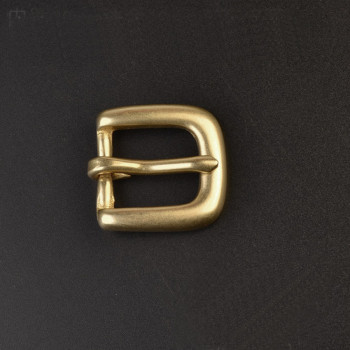 Пряжка 20 мм латунная 690