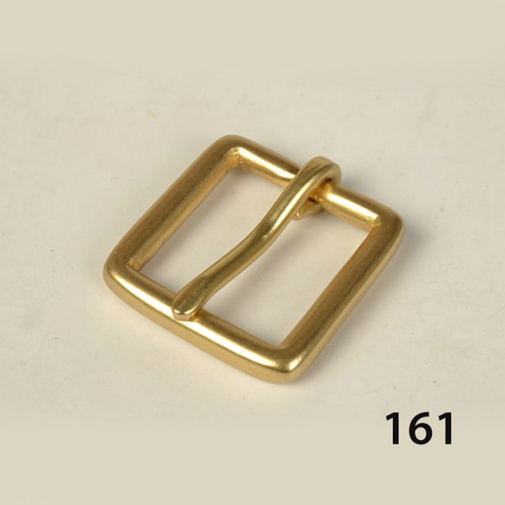 Пряжка 20 мм латунная 161 