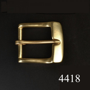 Пряжка 40 мм латунная L4418