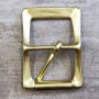 Пряжка 41 мм латунная с роликом и перекладиной L472