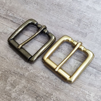 Пряжка 40 мм латунная с роликом L92