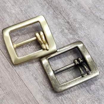 Пряжка 40 мм латунная с перекладиной два язычка L477