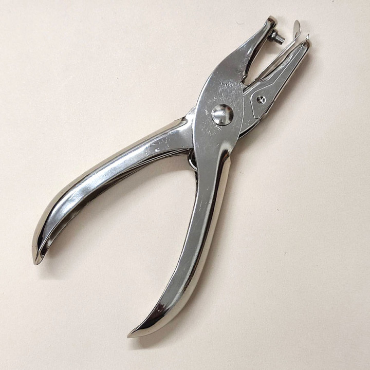 Дырокол для бумаги