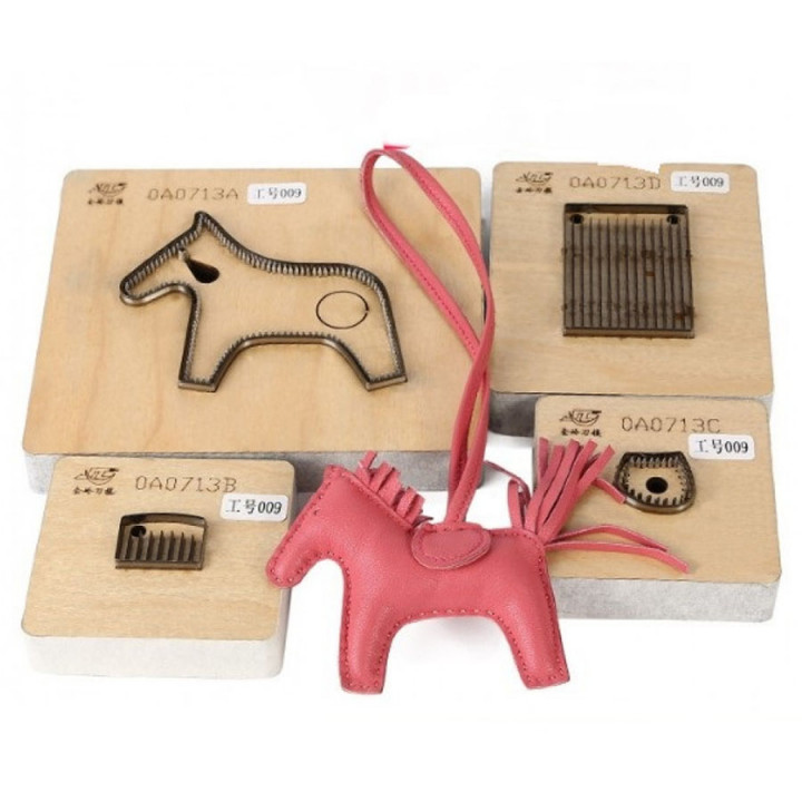 Штанцформы (вырубные штампы) для Брелка Лошадка