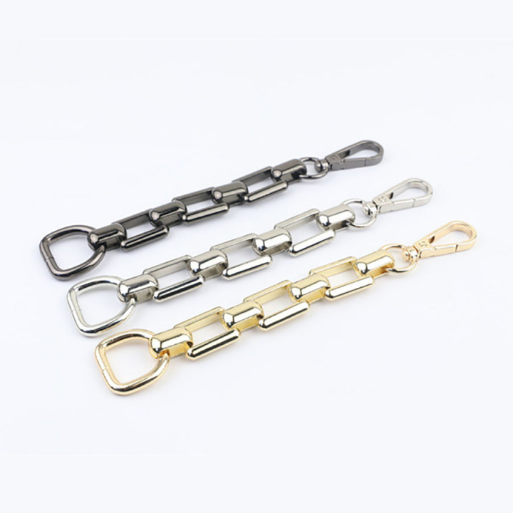 Цепь галантерейная квадратные звенья с карабином 