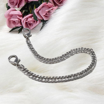 Цепь галантерейная с карабином 25 см