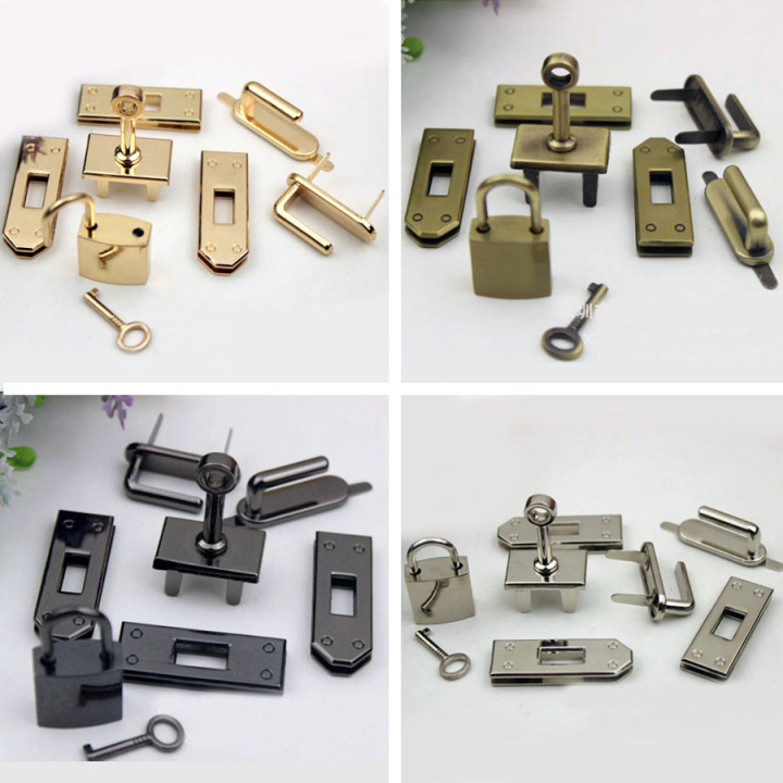 Комплект фурнитуры c замочком для сумок