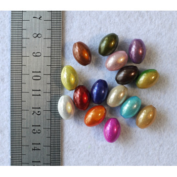 Бусины овальные с перламутровым свечением