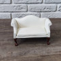 Диван для кукол Классика белый Миниатюра 1:12
