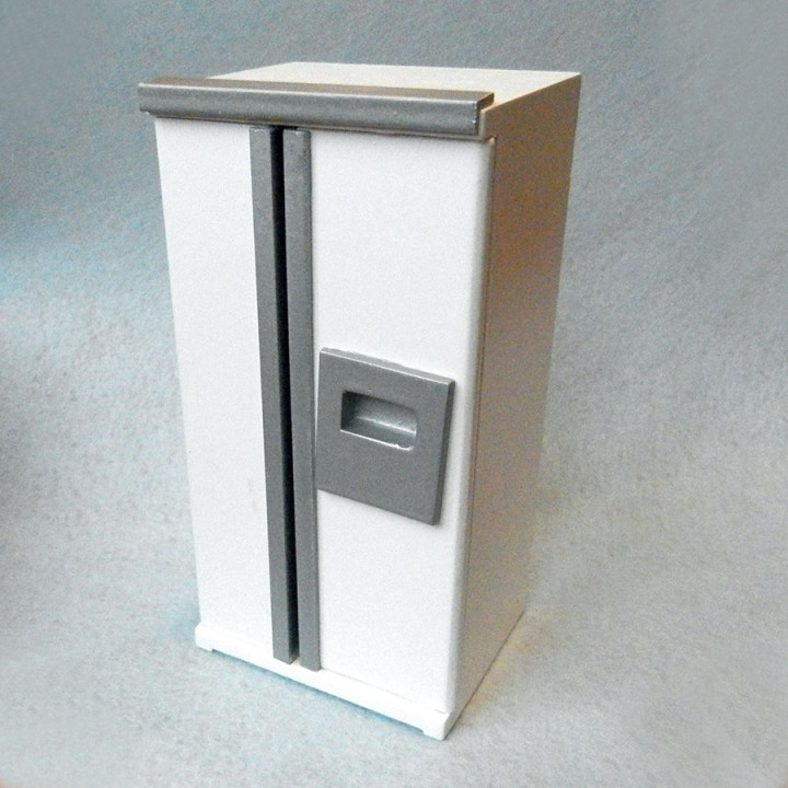 Холодильник для кукольной кухни двухстворчатый