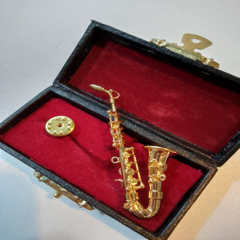 Саксофон Миниатюра для кукольного дома