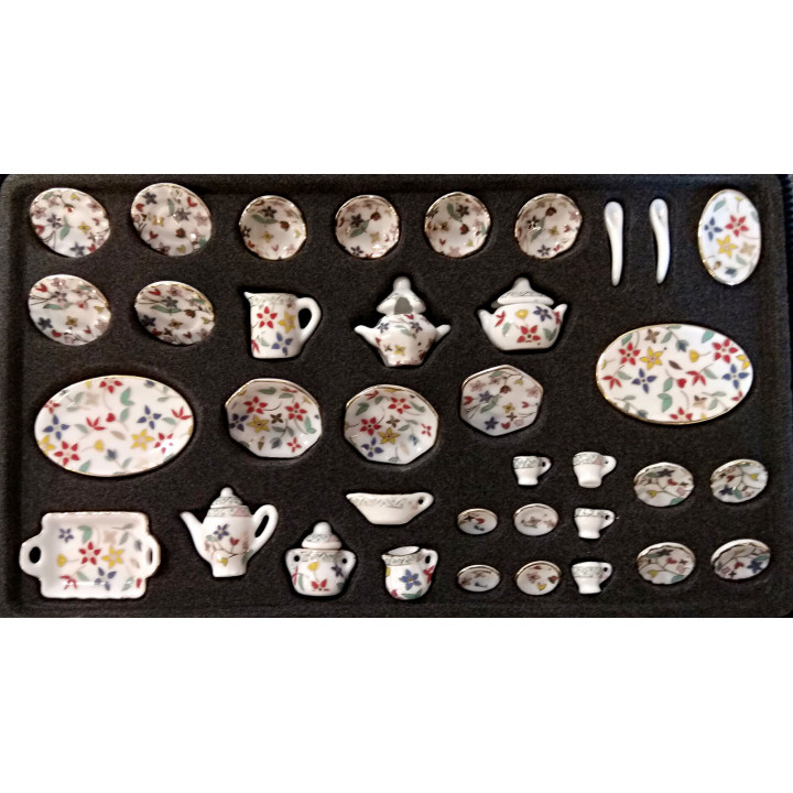 Фарфоровый сервиз для кукол Большой  36 предметов