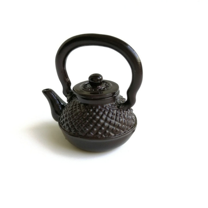 Чайник металлический черный для кукольной кухни Миниатюра 1:12