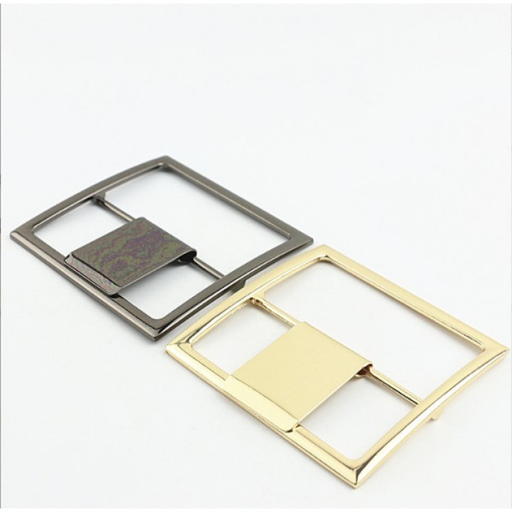 Пряжка 68 мм квадратная Z2582