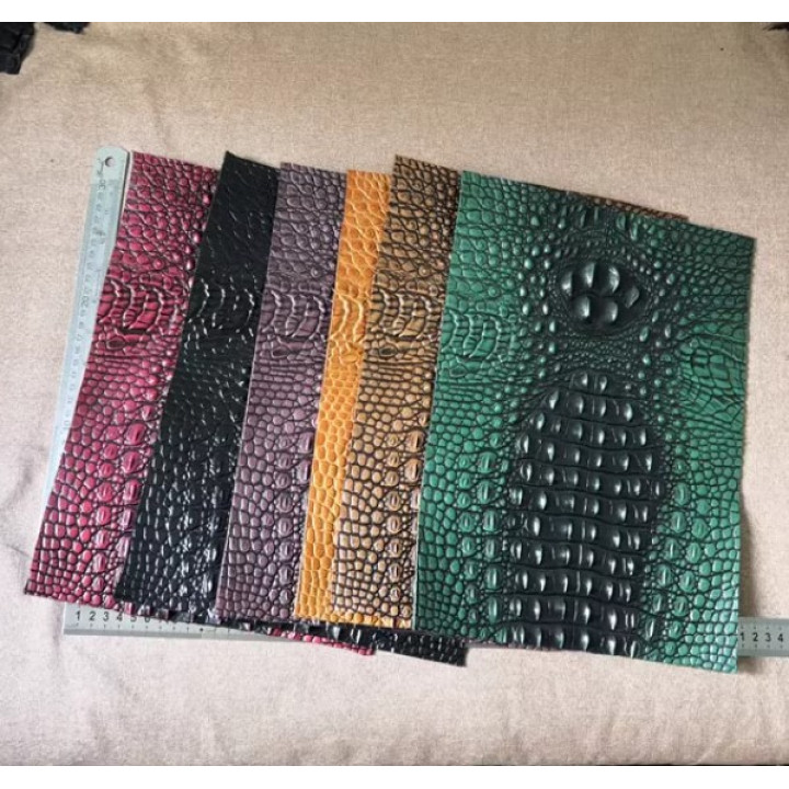 Кожа Крс в формате 35,5*25,5 см с тиснением под крокодила