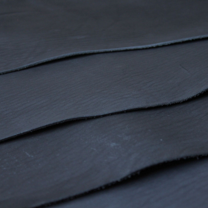 Кожа Пола краст 3,1-3,5 мм Консул Черный